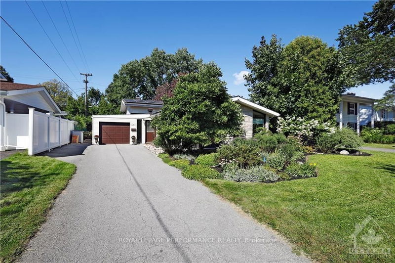 home for sale on 1861 DORSET Drive