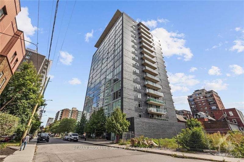 home for lease on 1404-300 LISGAR Street
