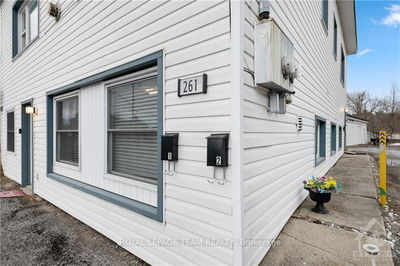 261 ELGIN ST St, Arnprior - 550 - Arnprior image-0-2