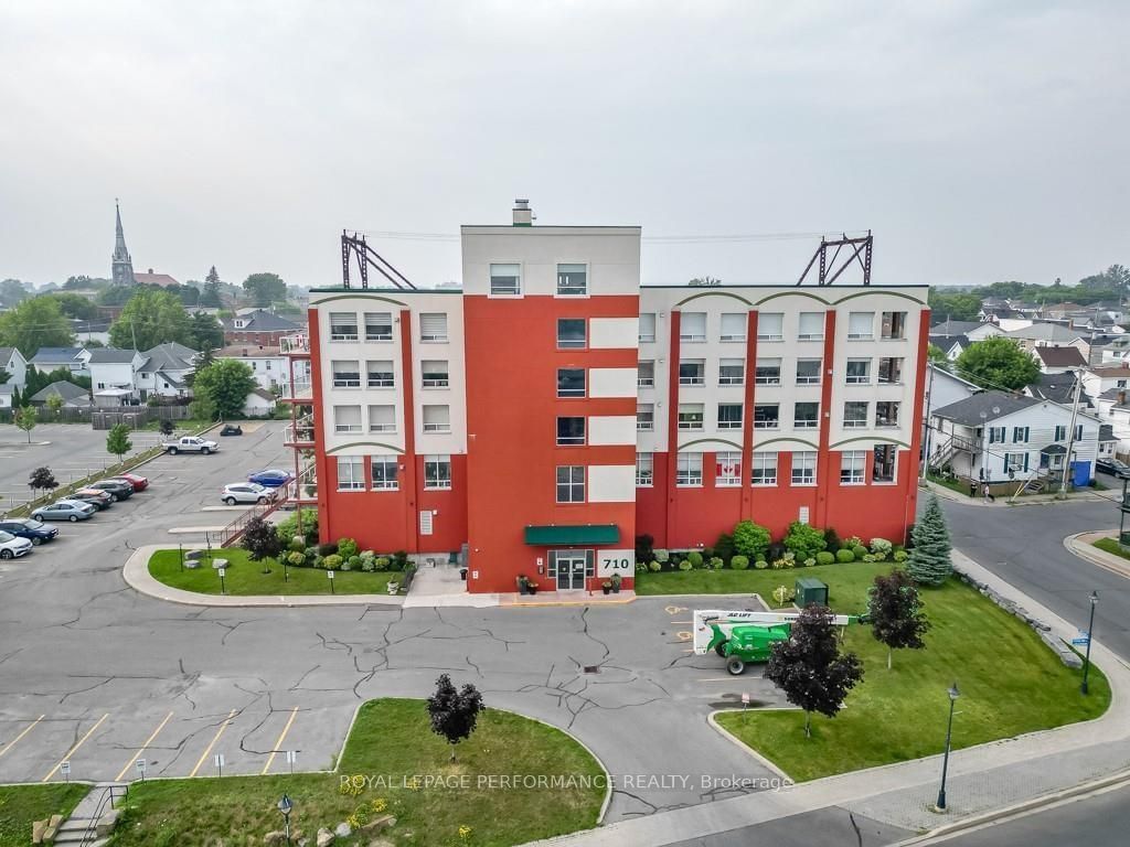 Condo sold at 206-710 COTTON MILL Street, Cornwall, 717 - Cornwall, K6H 7L3 - MLS: X9518140