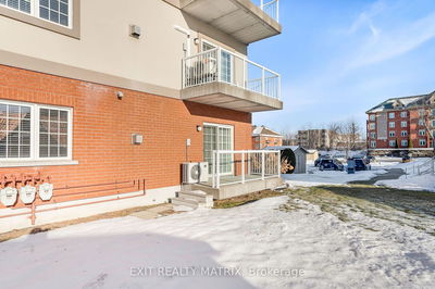 Unit 114 — 1404 CLEMENT St, Hawkesbury - 612 - Hawkesbury image-0-4