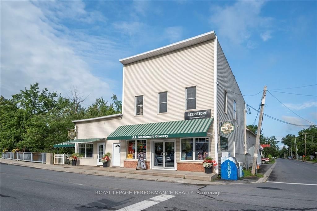 Building at 19688 COUNTY RD 19 Road, South Glengarry, 723 - South Glengarry (Charlottenburgh) Twp