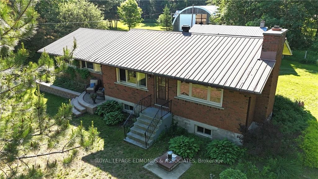 Detached House for sale at 2249 ROSS Road, Laurentian Valley, 531 - Laurentian Valley, K8A 6W4 - MLS: X9518447