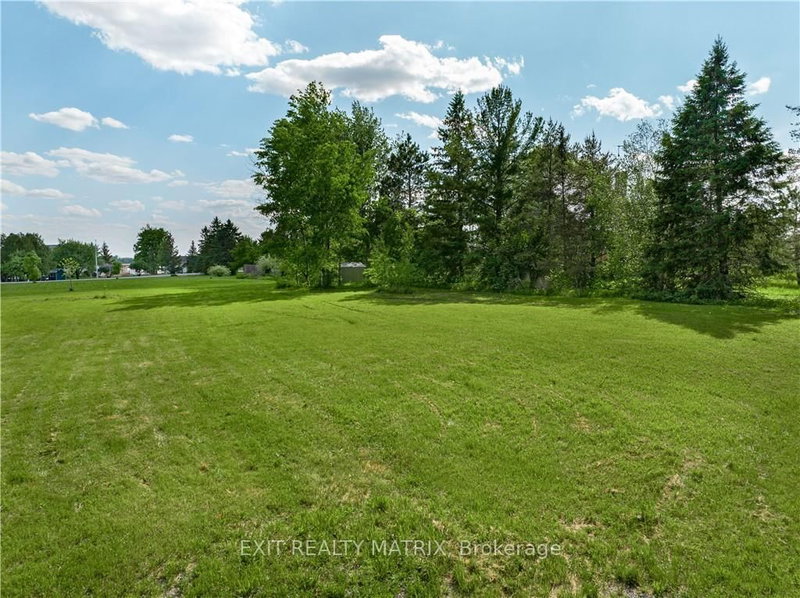 2903 CHARTRAND St, Champlain, K0B 1J0 | Image 2