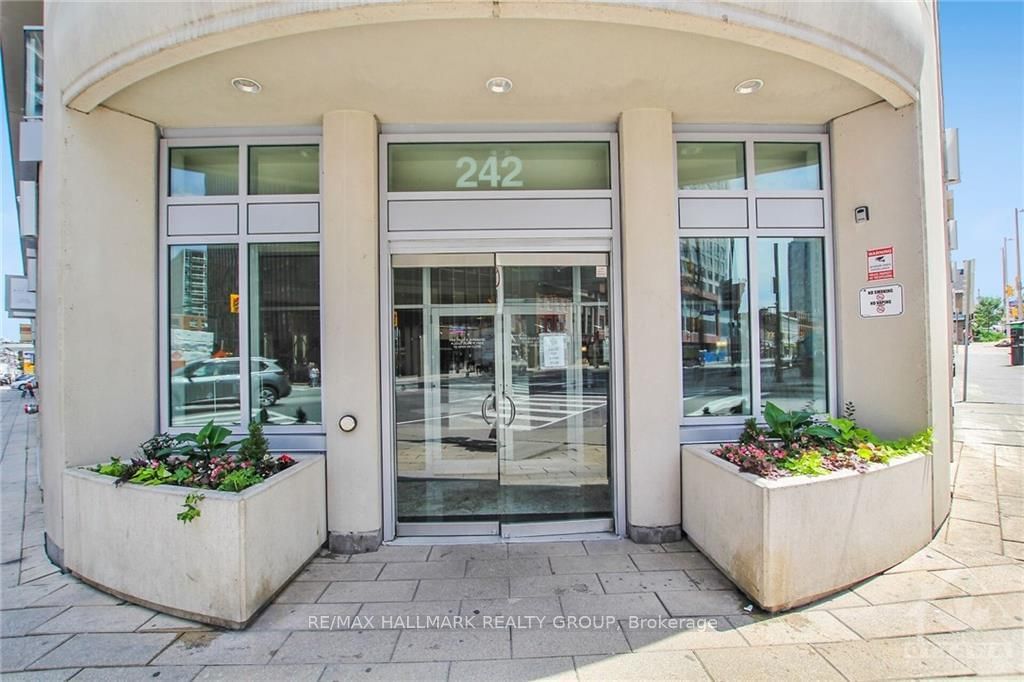 Property for lease at 506-242 RIDEAU Street, Lower Town - Sandy Hill, 4003 - Sandy Hill, K1N 0B7 - MLS: X9518572