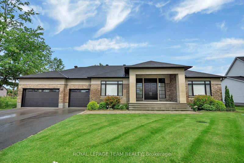 700 MCMANUS Ave, Manotick, K4M 0B2 | Image 2
