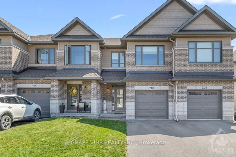 210 PURCHASE Cres, Stittsville - Munster - Richmond - 8203 - Stittsville (South) image-0-0