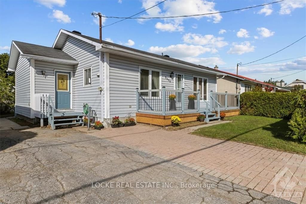 Listing Image 3