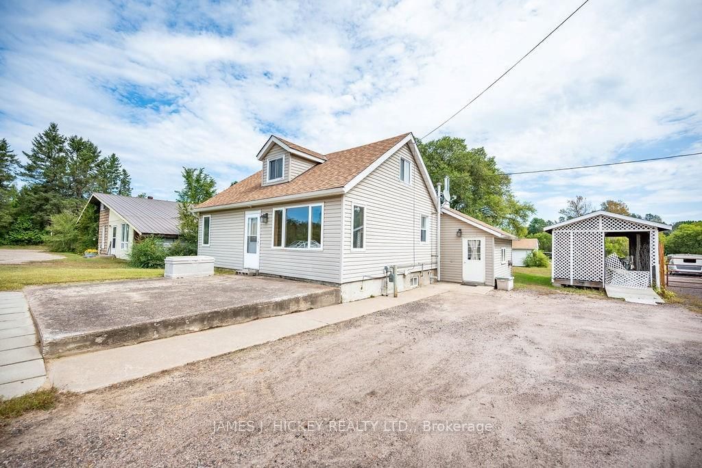 Detached House sold at 33016 HIGHWAY 17, Deep River, 510 - Deep River, K0J 1P0 - MLS: X9518990