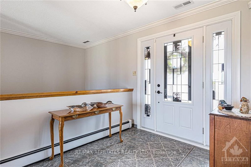 74 COLONEL BY Cres, Smiths Falls, K7A 5B6 | Image 3