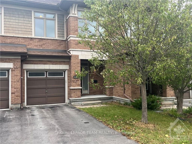 home for lease on 914 FLETCHER Circle