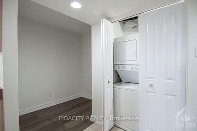 Unit 7D — 310 CENTRAL PARK Dr, Carlington - Central Park - 5304 - Central Park image-0-3