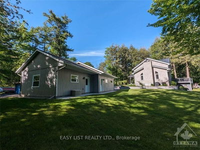 1068 BUCKHAMS BAY Rd, Constance Bay - Dunrobin - Kilmaurs - Woodlawn - 9301 - Constance Bay image-0-3