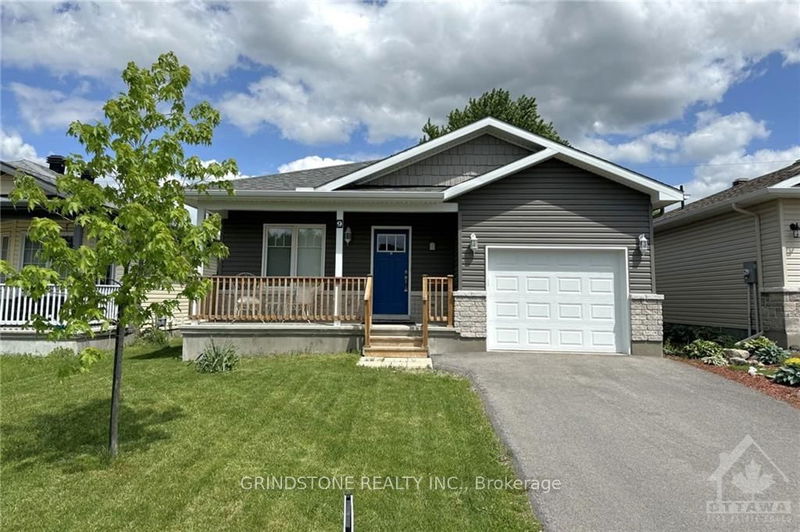 home for sale on 9 LEE Avenue