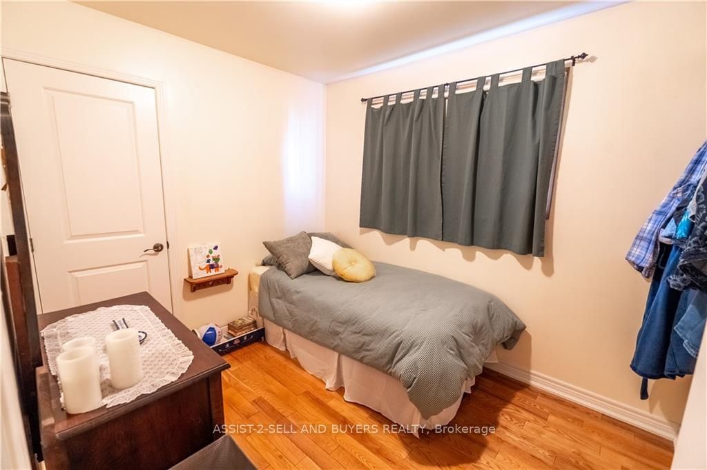 Listing Image 16
