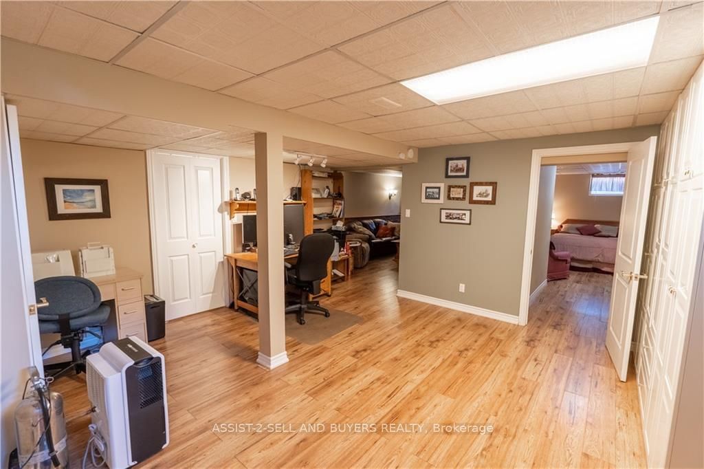 Listing Image 19