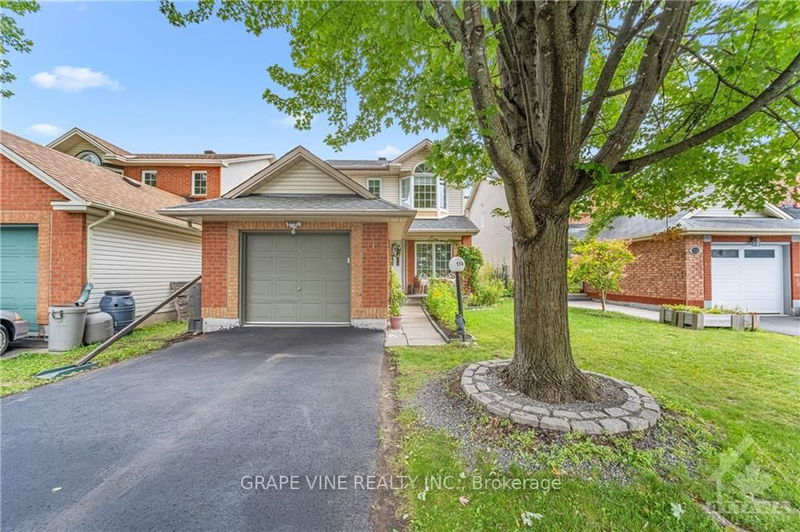home for sale on 114 LONGSHIRE Circle