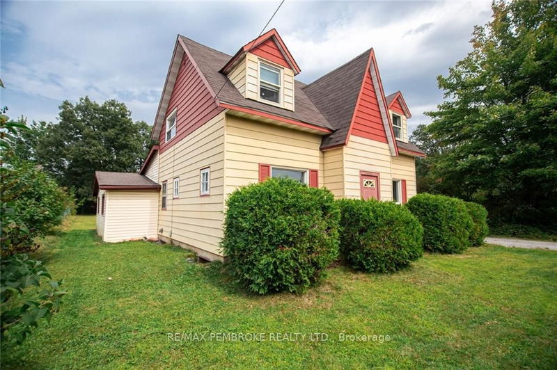 home for sale on 3315 PETAWAWA Boulevard