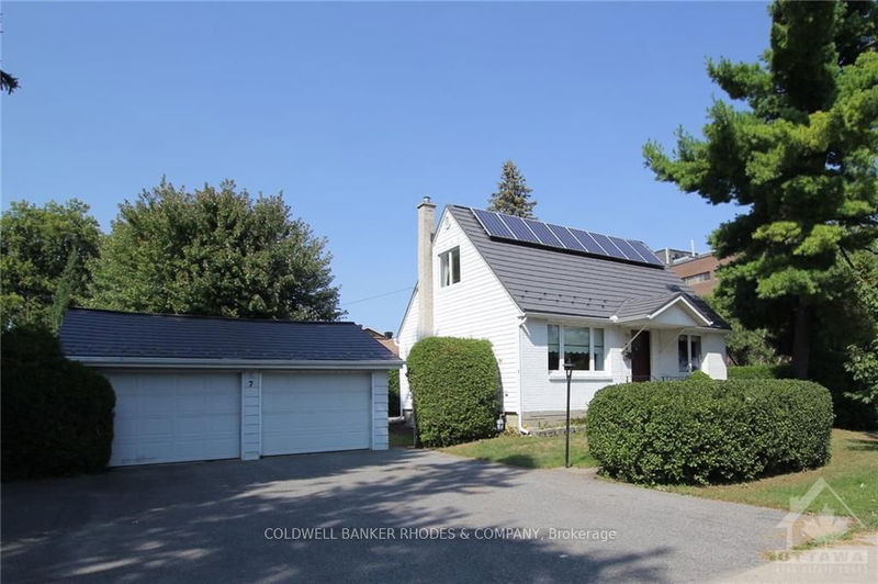 home for sale on 7 MEADOWLANDS Drive