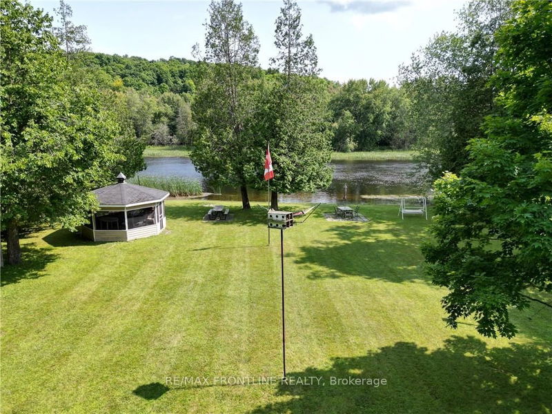 689 RIVER Dr, Lanark Highlands - 914 - Lanark Highlands (Dalhousie) Twp image-0-0