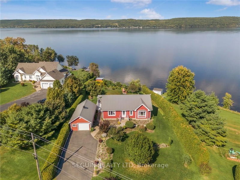 home for sale on 1922 BAY Road