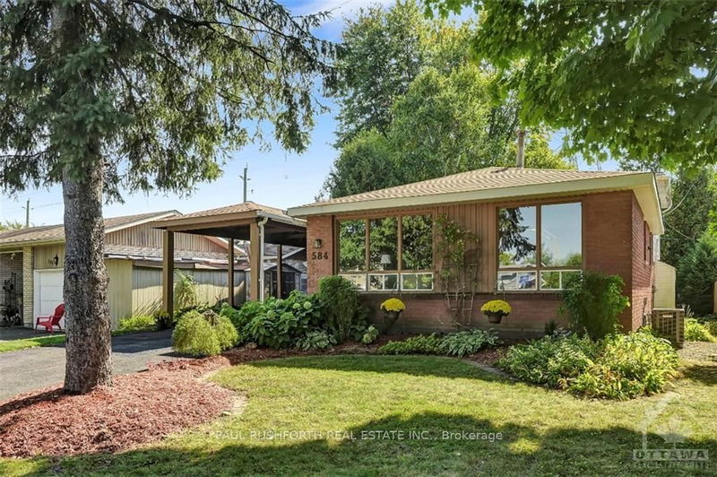 home for sale on 584 DICKINSON Avenue