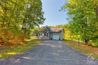 8850 PERTH Rd, Rideau Lakes - Rideau Lakes (North Crosby) Twp image-0-1
