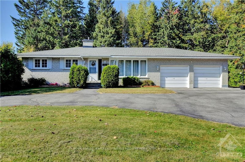 home for sale on 1979 RICHARDSON SIDE Road