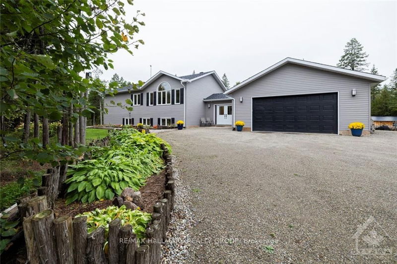 4035 ROGER STEVENS Dr, Stittsville - Munster - Richmond - 8210 - Rideau Twp South To Roger Stevens Drive image-0-0