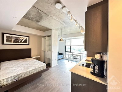 Unit 2201A — 105 CHAMPAGNE Avenue S — photo 4