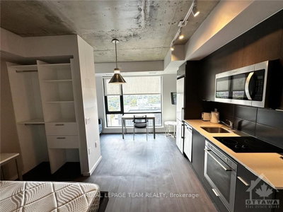 Unit 2201A — 105 CHAMPAGNE Avenue S — photo 6