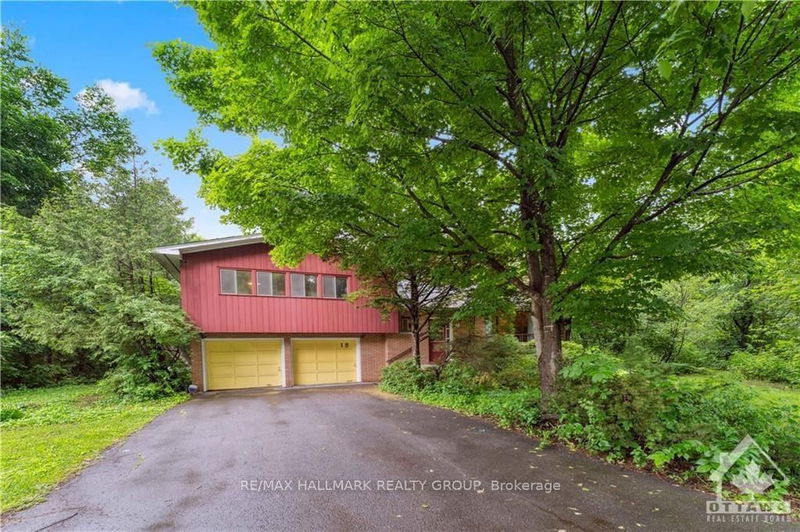 home for sale on 18 WREN Road
