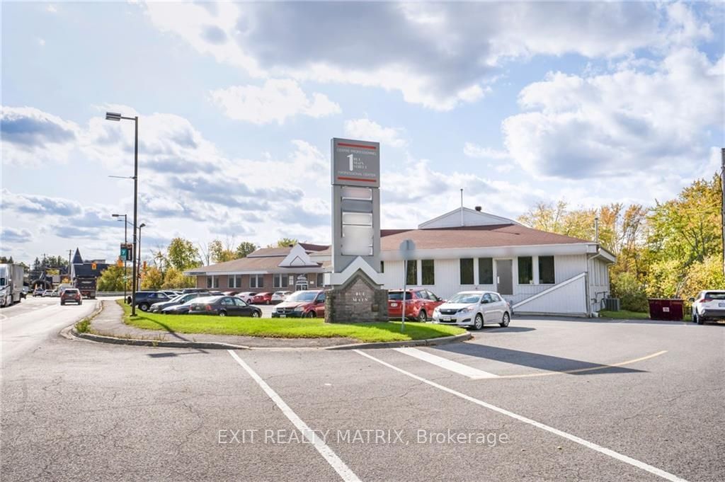 Building at 1 MAIN Street, Hawkesbury, 612 - Hawkesbury