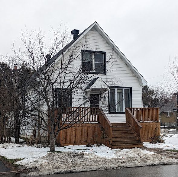 Detached House sold at 1231 SHILLINGTON Avenue, Carlington - Central Park, 5302 - Carlington, K1Z 7Z9 - MLS: X9521810