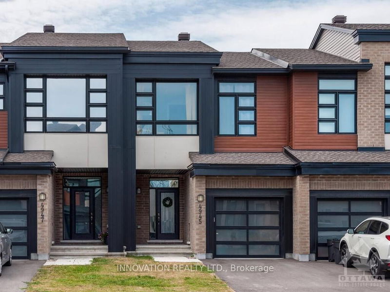 home for lease on 4945 ABBOTT Street E