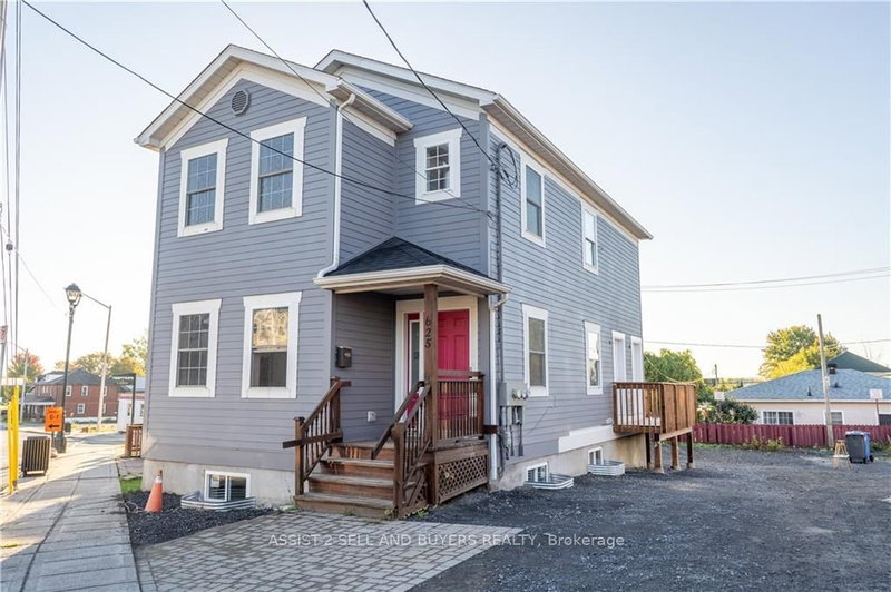 625 MONTREAL Rd, Cornwall, K6H 1C3 | Image 2
