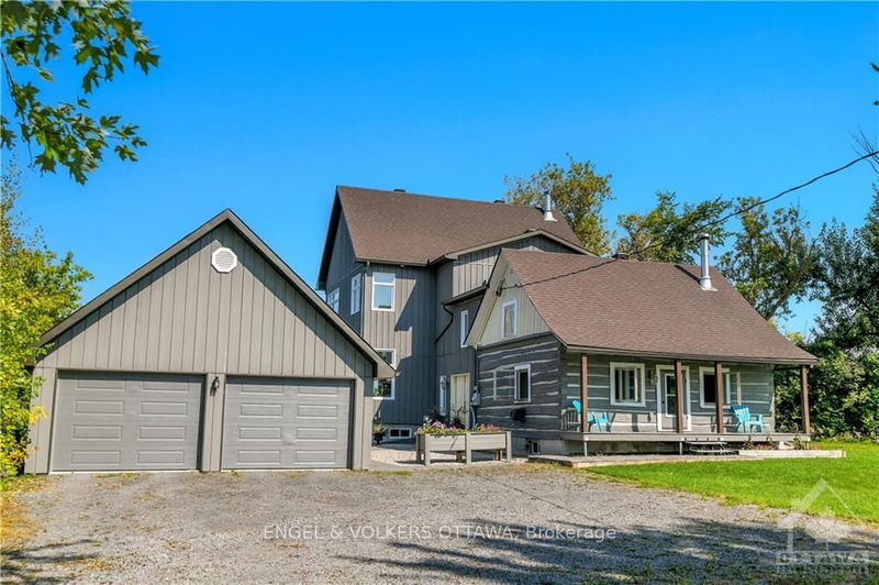 home for sale on 3217 OLD HIGHWAY 17 Road