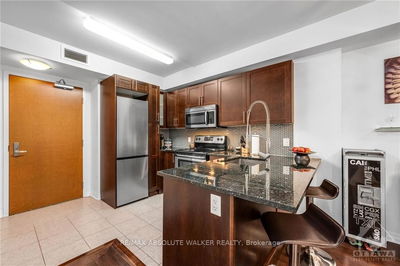 Unit 907 — 242 RIDEAU St, Lower Town - Sandy Hill - 4003 - Sandy Hill image-0-3