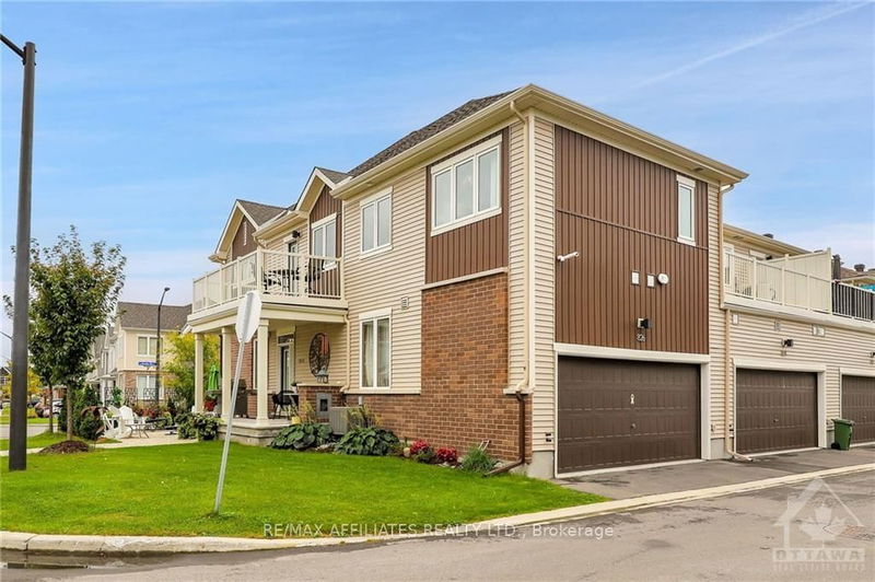 home for sale on 826 HORSESHOE FALLS Way