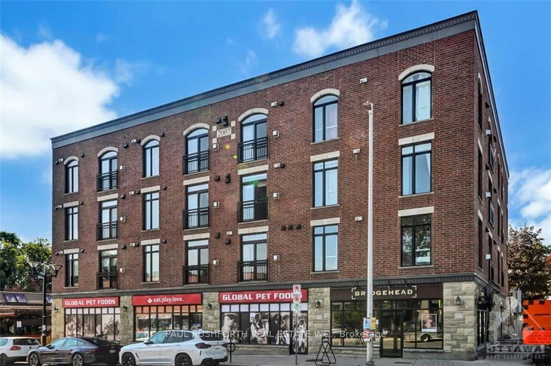 home for sale on 207-6 GROVE Avenue