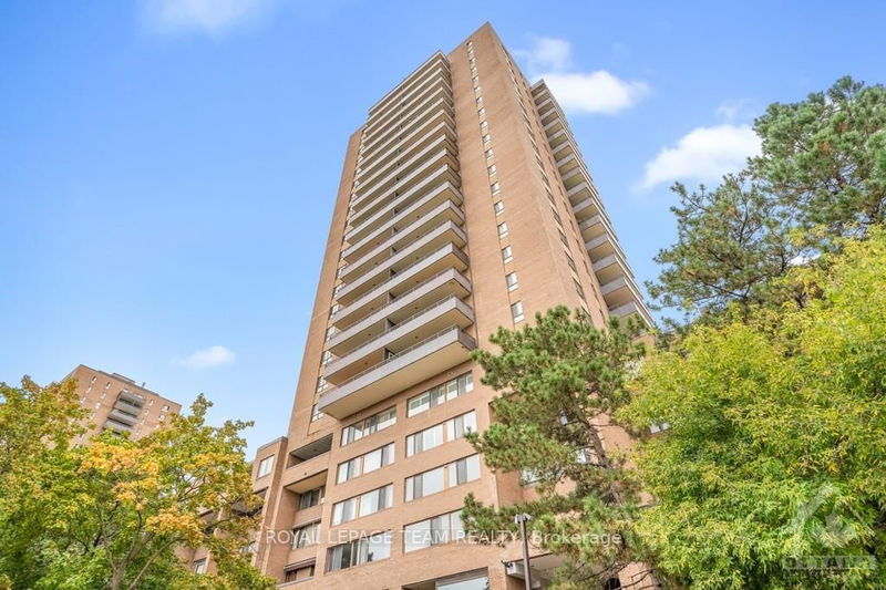 home for sale on 631-515 ST LAURENT Boulevard