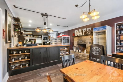 6 SPENCER Street — more photos