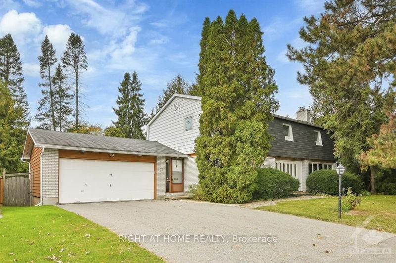 home for sale on 34 FARLANE Boulevard