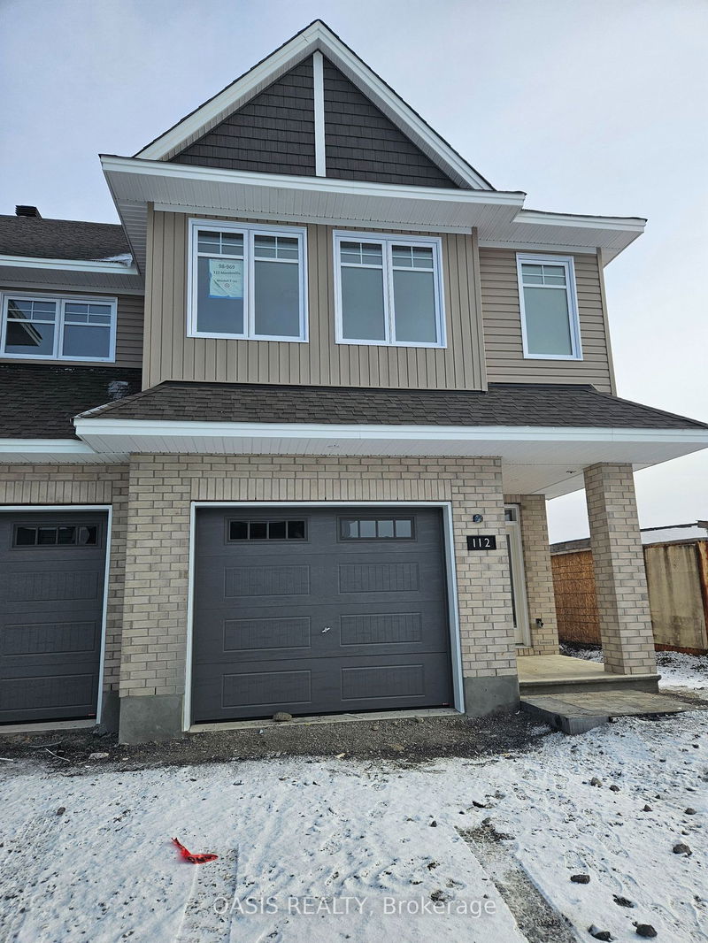 home for sale on 112 MANDEVILLA Crescent