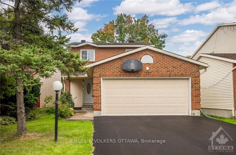 home for sale on 16 FARM GATE Crescent