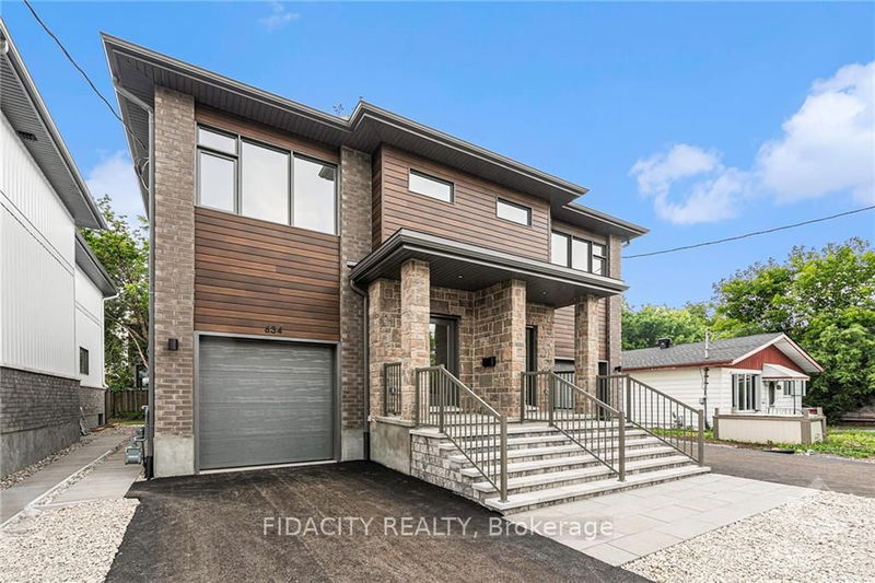 home for sale on 634 HOCHELAGA Street