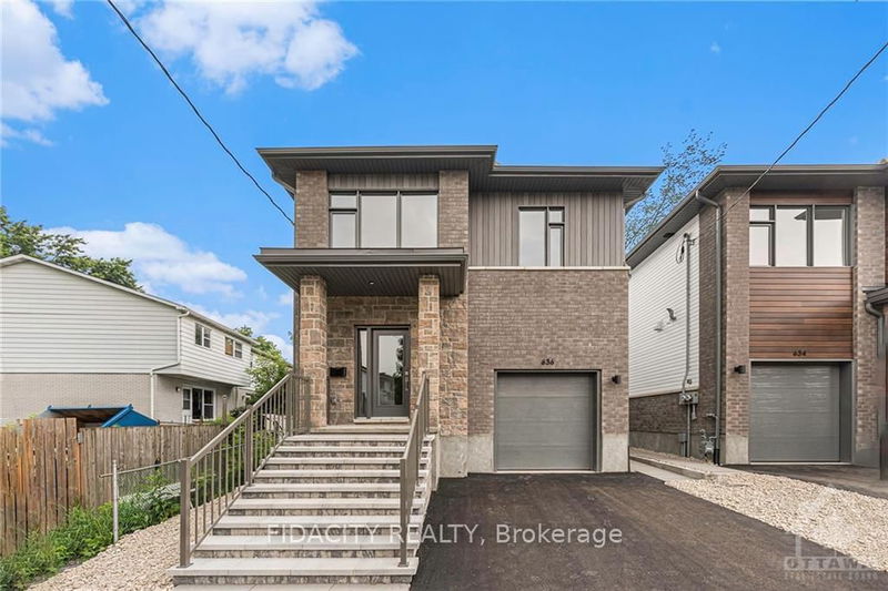 home for sale on 636 HOCHELAGA Street