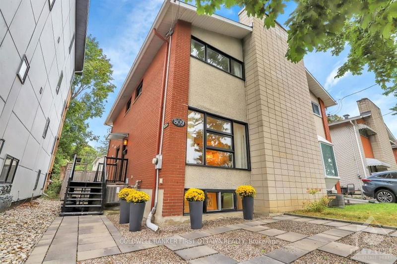 home for sale on 809 MAPLEWOOD Avenue