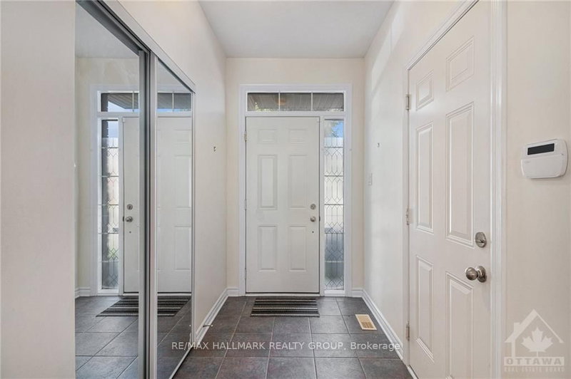 192 FELICITY Cres, Ottawa, K1W 0C2 | Image 2