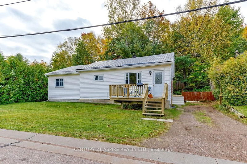 home for sale on 1332 VICTORIA Street